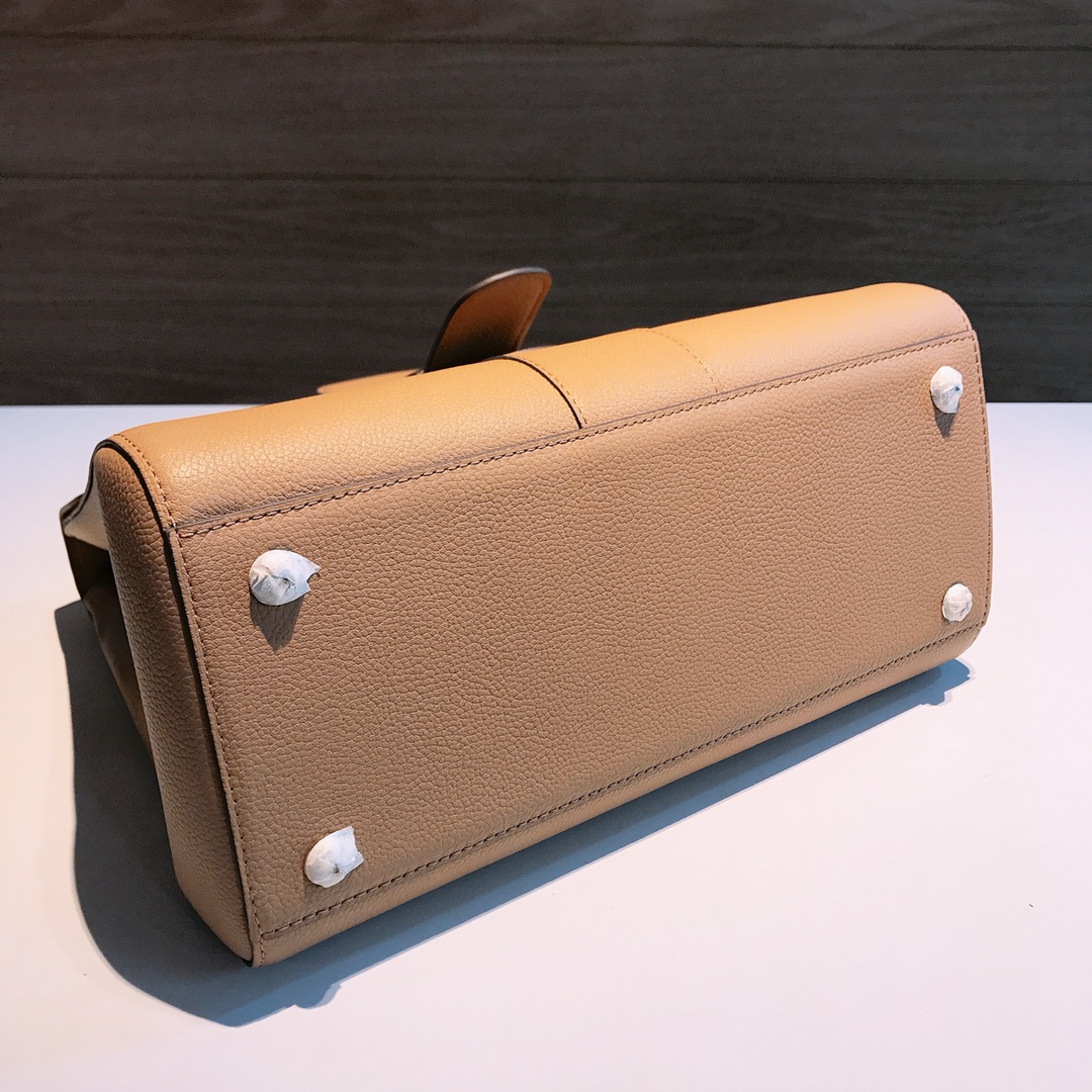 델보 브리앙  MM 토고백 미듐